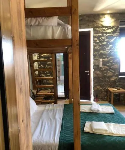 χαρουλα Pávliani