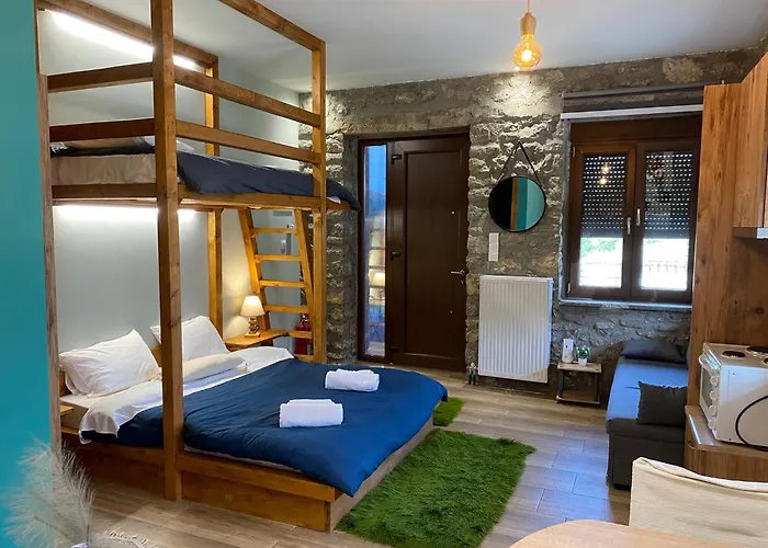 χαρουλα Nyaraló *